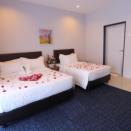 S Boutique Hotel ايبوه الغرفة الصورة