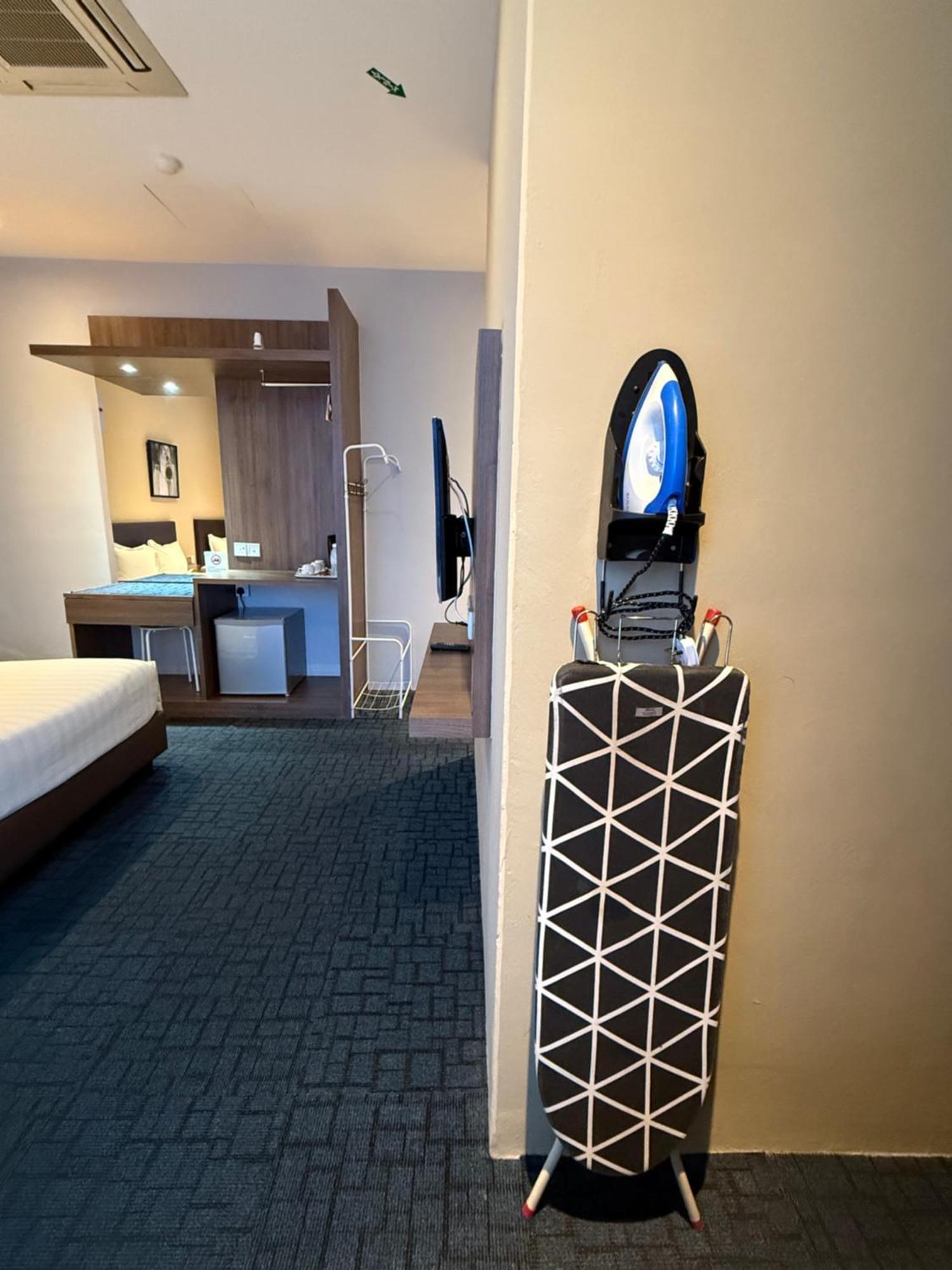 S Boutique Hotel ايبوه المظهر الخارجي الصورة